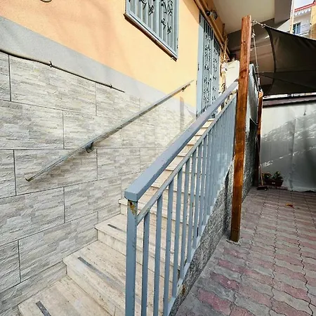 Ferdirisa Vesuvio Home&garden Apartment *