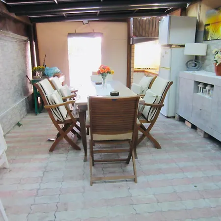 Ferdirisa Vesuvio Home&garden * San Giorgio a Cremano